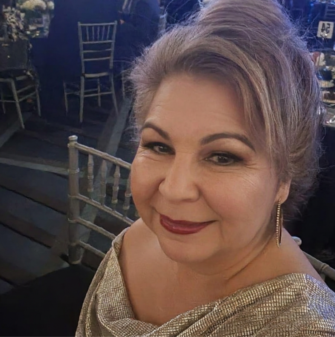 Cynthia Marshall at a formal event